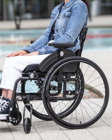 Fauteuil roulant manuel